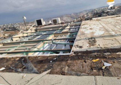 الاحتلال يجبر مواطن على هدم منزله قسريًا في جبل المكبر بالقدس المحتلة