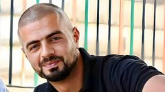 الاحتلال يسلم ذوي الشهيد مهند العسود أمرا بهدم منزله في بلدة إذنا