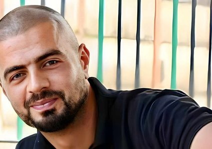 الاحتلال يسلم ذوي الشهيد مهند العسود أمرا بهدم منزله في بلدة إذنا