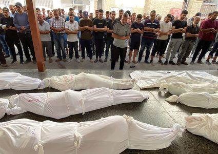 حصيلة العدوان على غزة: 43,985 شهيدًا و104,092 إصابة