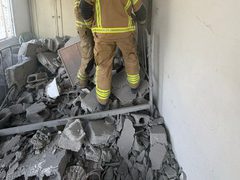 "دمار هائل في كريات شمونة إثر سقوط صاروخ شمال فلسطين المحتلة"