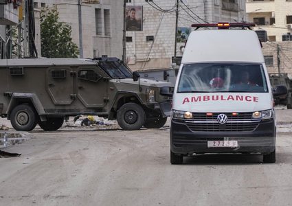 الاحتلال يعندي على طاقم اسعاف في اوصرين