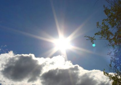 الطقس: أجواء غائمة ودرجات الحرارة حول معدلها العام