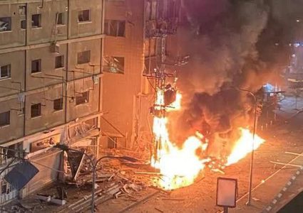 اصابات جراء سقوط صاروخ على مخيم طولكرم