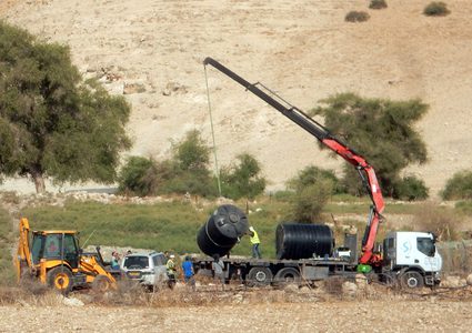 "مجلس المستعمرات" يستولي على مساعدات زراعية في الفارسية