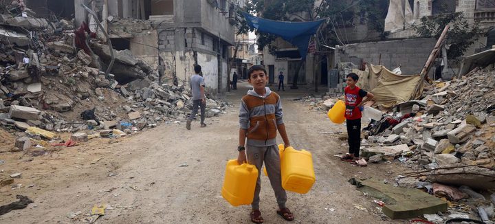 الأونروا : خطر الجفاف والمرض يهدد غزة بسبب نقص الوقود لتشغيل آبار المياه