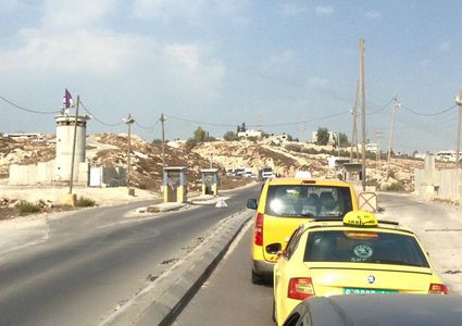 إغلاق طريق المعرجات بين رام الله وأريحا إثر انقلاب صهريج غاز