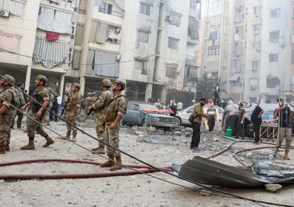 بلومبيرغ: إسرائيل وحزب الله اقتربا من توقيع اتفاق وقوات أمريكية جنوب لبنان