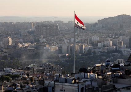 استشهاد 6 سوريين في قصف الاحتلال المعابر بريف حمص الغربي