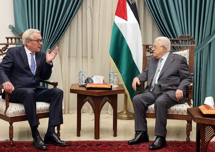 الرئيس يستقبل مبعوث الأمين العام للأمم المتحدة لعملية السلام في الشرق الأوسط