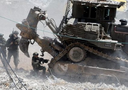 مقتل جندي واصابة اخريين في معارك في غزة