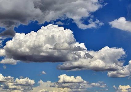 حالة الطقس: أجواء غائمة جزئيا وباردة نسبيا