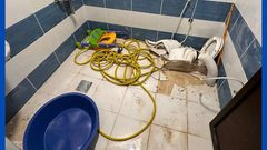 الدمار والخراب في منزل المواطن يوسف حسن نصرالله في بيت فوريك