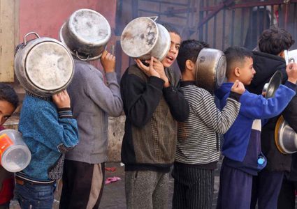 الأونروا: الفلسطينيون في غزة يعتمدون حصرا على المساعدات الإنسانية