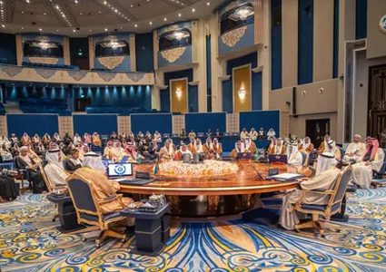 اعلان الكويت يؤكد على ضرورة وقف انتهاكات إسرائيل في غزة