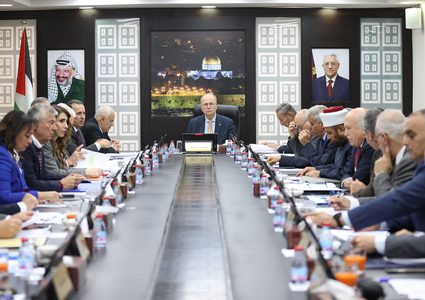 "مركز الاتصال الحكومي" يستعرض أهم القرارات الإصلاحية للحكومة الـ 19