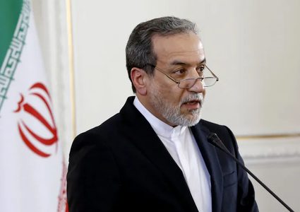 عراقجي يصل أنقرة وجلسة طارئة لمجلس الأمن غدا بشأن سوريا