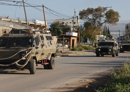 الاحتلال يعتقل 5 من الكادر الطبي في مستشفى طوباس بينهم المدير العام محمد سمارة