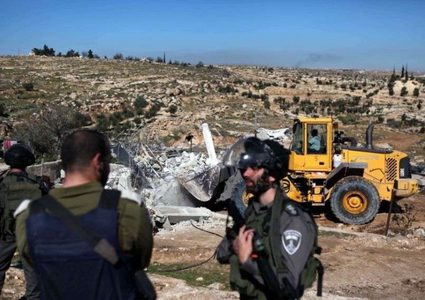 القدس: بلدية الاحتلال توزع قرارات هدم في بلدة العيسوية