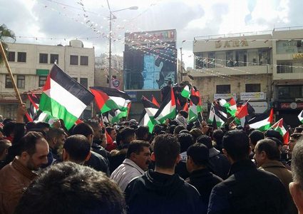 وقفة في نابلس تنديدا باستمرار عدوان الاحتلال على غزة وإسنادا للأسرى