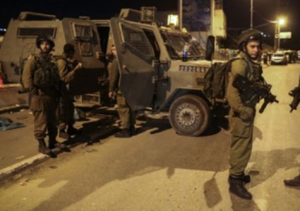 قوات الاحتلال تعتقل 5 مواطنين في بورين جنوب نابلس