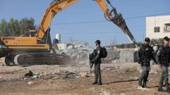 الاحتلال يهدم منزلا وبئرين للمياه ويجرف أراضي في الخليل