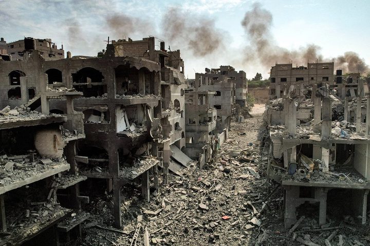 أربعة شهداء ومصابون في قصف الاحتلال مدينة غزة ومخيم النصيرات