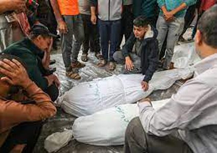 شهداء وجرحى في قصف للاحتلال على مخيم النصيرات ودير البلح