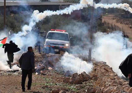 إصابات بالاختناق خلال قمع الاحتلال لفعالية في بيتا جنوب نابلس