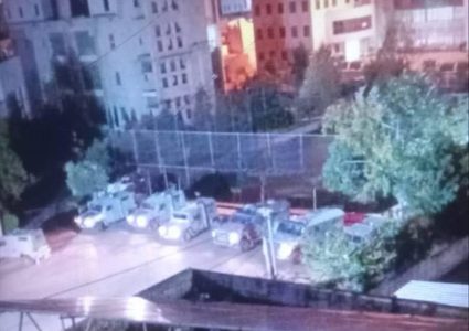 الخليل: الاحتلال يقتحم جامعتي الخليل وبوليتكنيك فلسطين