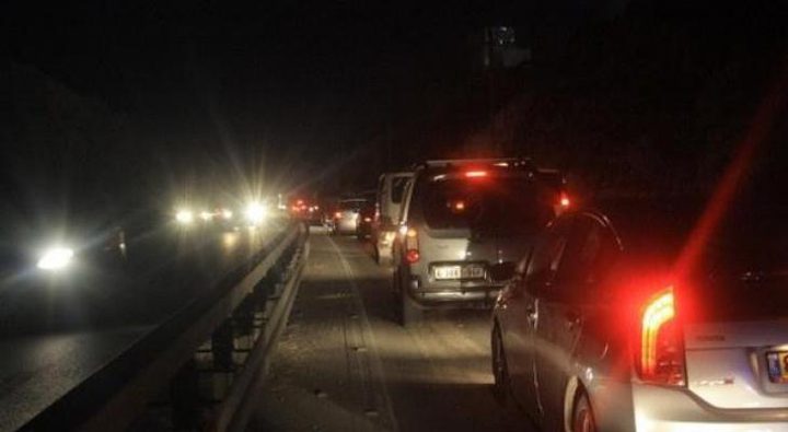 الاحتلال يغلق حاجز جبع العسكري شمال القدس