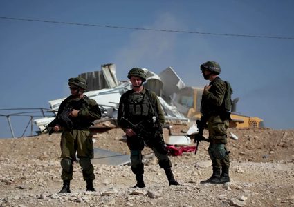 الاحتلال يستولي على 47 دونما من أراضي قلقيلية لصالح توسعة شارع استيطاني