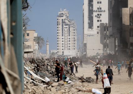 الإعلام العبري: تقدم في مفاوضات صفقة وقف إطلاق النار في غزة