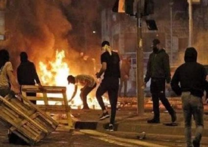 إصابة مواطن بالرصاص وآخرون بالاختناق خلال مواجهات مع الاحتلال في قصرة جنوب نابلس