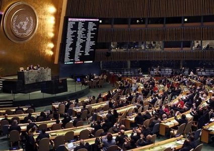 الجمعية العامة تعتمد مشروع قرار يؤكد حق الشعب الفلسطيني في تقرير مصيره