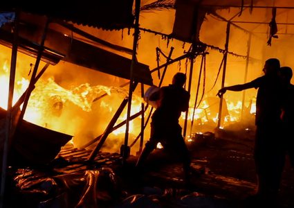 شهداء بالعشرات استهداف خيام وحرائق بمشفى كمال عدوان في اليوم 439 للعدوان