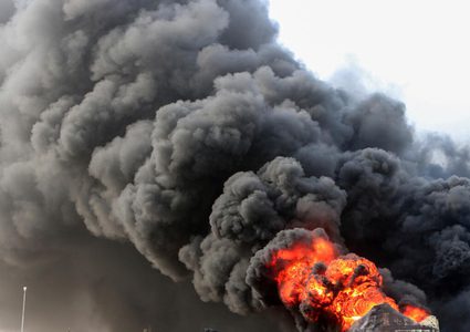 اسرائيل: أسقطت الطائرات 60 قنبلة في الهجوم على الحوثيين