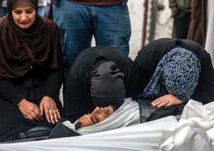 شهداء ومصابون في قصف الاحتلال مخيم النصيرات