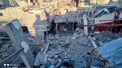 دمار واسع في المخيم الجديد بالنصيرات جراء قصف الاحتلال المستمر