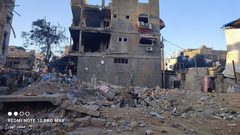 دمار واسع في المخيم الجديد بالنصيرات جراء قصف الاحتلال المستمر