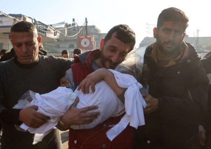 "الأونروا": إسرائيل تقتل طفلا في قطاع غزة كل ساعة