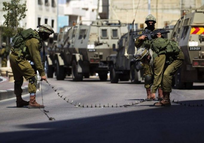 الاحتلال ينصب حاجزين عسكريين في سلوان والعيسوية