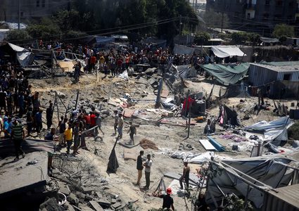 شهداء وجرحى إثر استهداف الاحتلال برجا سكنيا شمال قطاع غزة