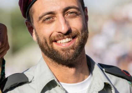 جيش الاحتلال يعلن مقتل ضابط واصابة اثنين في معارك شمال قطاع غزة