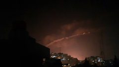 ١١ شهيدا في  قصف الجيش الاسرائيلي لريف دمشق