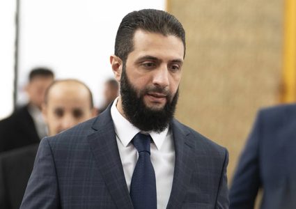 الشرع: القوات الكردية يجب ان تنضوي تحت مظلة الجيش السوري