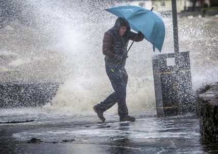 حالة الطقس: أمطار غزيرة مصحوبة بعواصف رعدية