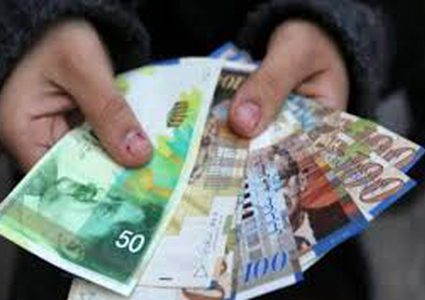 التنمية الاجتماعية تقدم مساعدات مالية لأكثر من 200 ألف أسرة في قطاع غزة