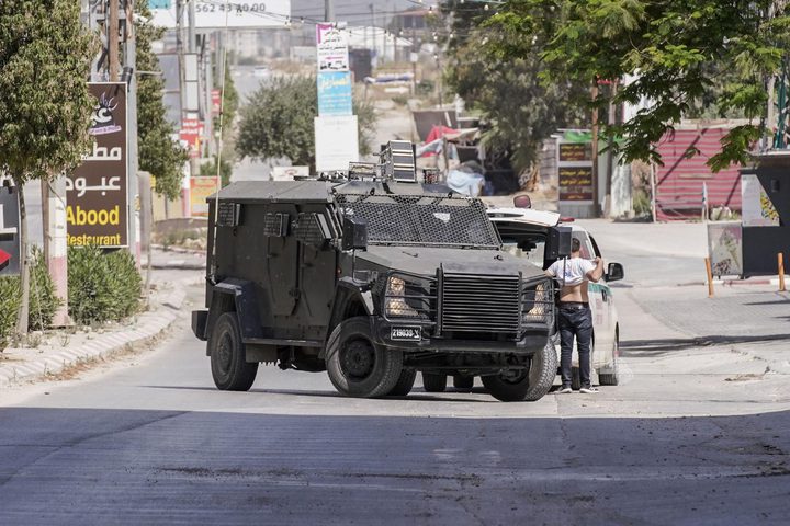 الاحتلال يقتحم مخيم الدهيشة جنوب بيت لحم ويعيق حركة تنقل المواطنين