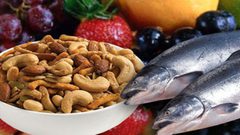 من بينها السمك والمكسرات.. أطعمة  للوقاية من الإصابة بالخرف